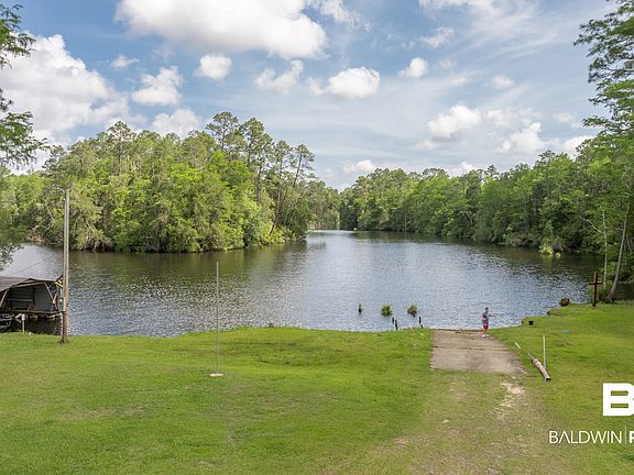 4th image of 17696 Wayburn Rd