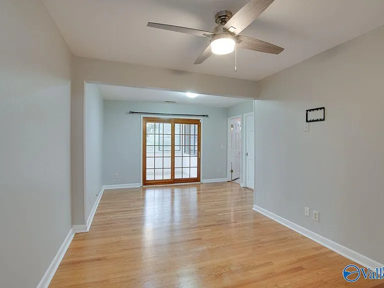 2700 Briarwood Dr SE — Photo 16