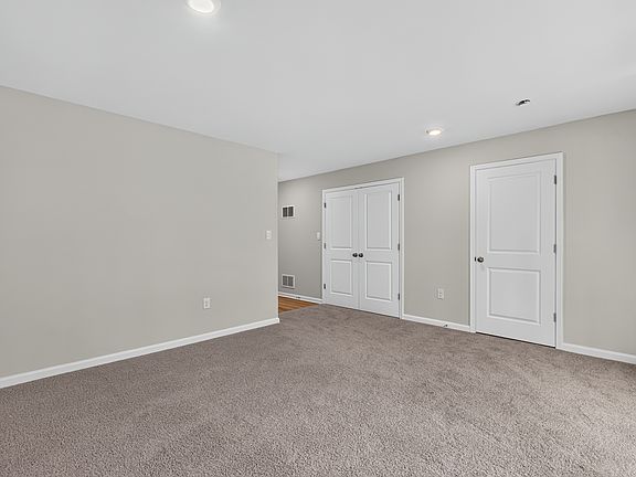 4th image of 192 Sandy Ridge Rd