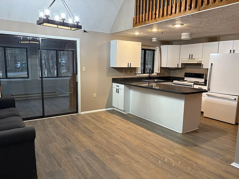 17 Joseph Ln — Photo 14