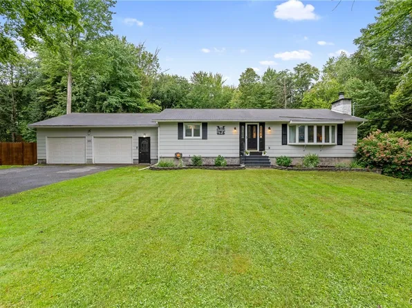 593 County Route 10, Pennellville, NY 13132