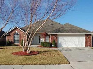 9417 S Southlake Dr, Oklahoma City, OK 73159