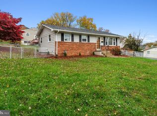5616 Chapin Ave, Alexandria, VA 22303