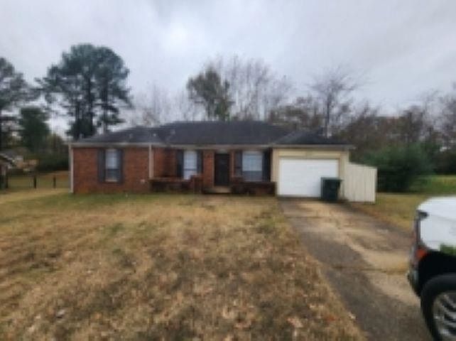 1st image of 3049 Water Oak Dr