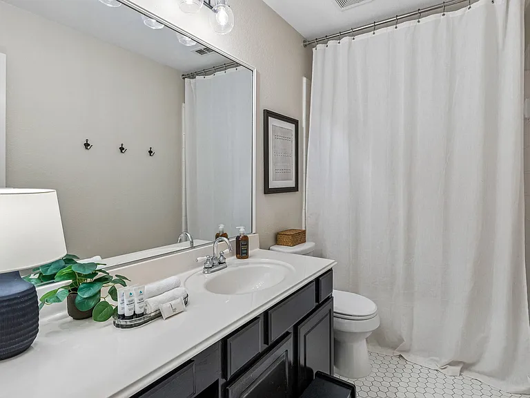 4605 Forest Park Rd — Photo 17