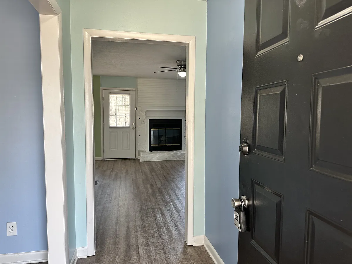 Building Photo - 6920 Kizer Dr