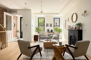 125 Schaefer Street  image 1 of 16