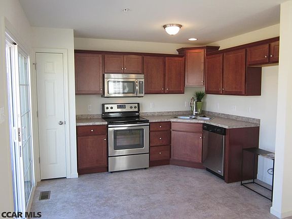 MODEL HOME PICTURED.