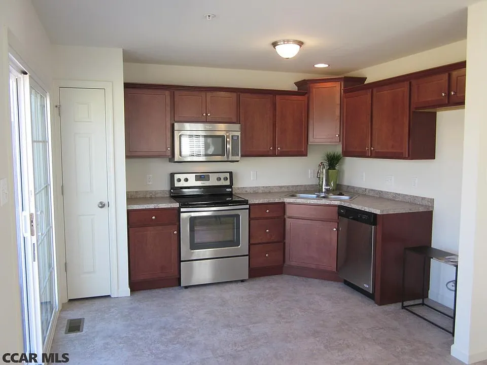 MODEL HOME PICTURED.