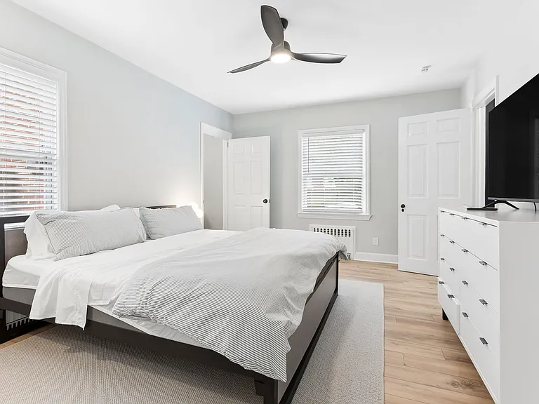 910 Baldwin Ave — Photo 8