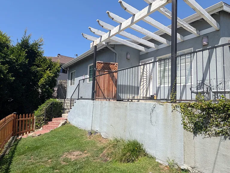 2024 Navy St — Photo 47