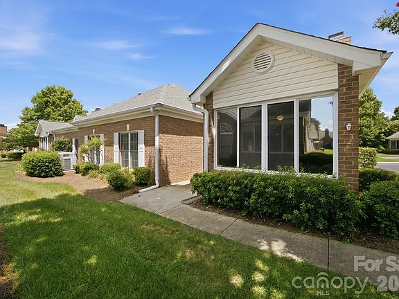 5th image of 8528 Highland Glen Dr