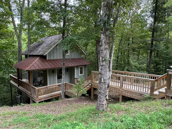 43 Garren Rd, Travelers Rest, SC 29690