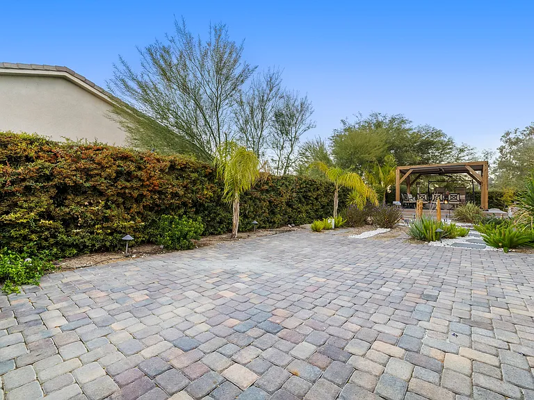 8396 Sweetwater Creek Way — Photo 65