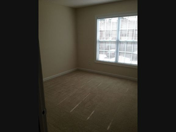 5th image of 4145 Dudleys Grant Dr APT E