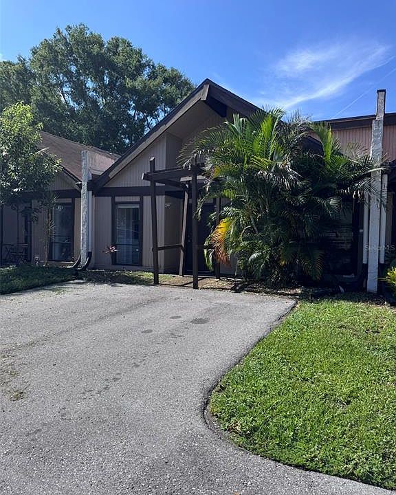 1st image of 4008 MURIEL PLACE #1