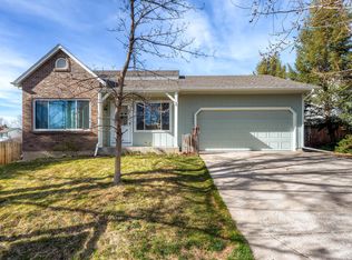 19461 E Navarro Dr, Aurora, CO 80013