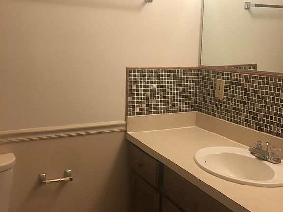5th image of 1141 Homestead Garden Ct APT 33