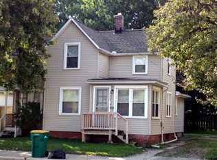 37904 Vine St, Willoughby, OH
