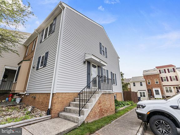 2nd image of 4220 Bordolino Dr