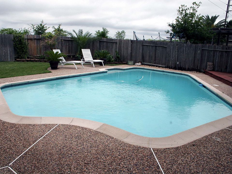 2nd image of 1518 Pecan Crossing Dr