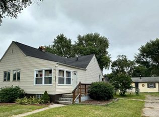 5731 Northcote Ave, Hammond, IN 46320