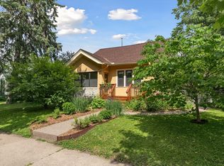 3527 40th Ave S, Minneapolis, MN 55406