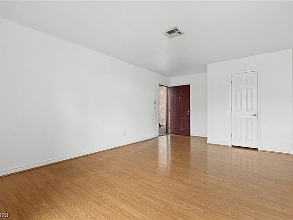 5th image of 2451 N Rainbow Blvd Unit 1152