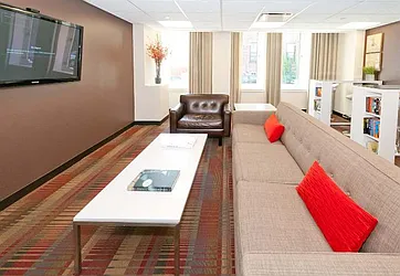 Rented by LCOR (Property Manager)