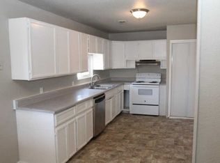 910 N 2nd St, Battle Mountain, NV 89820