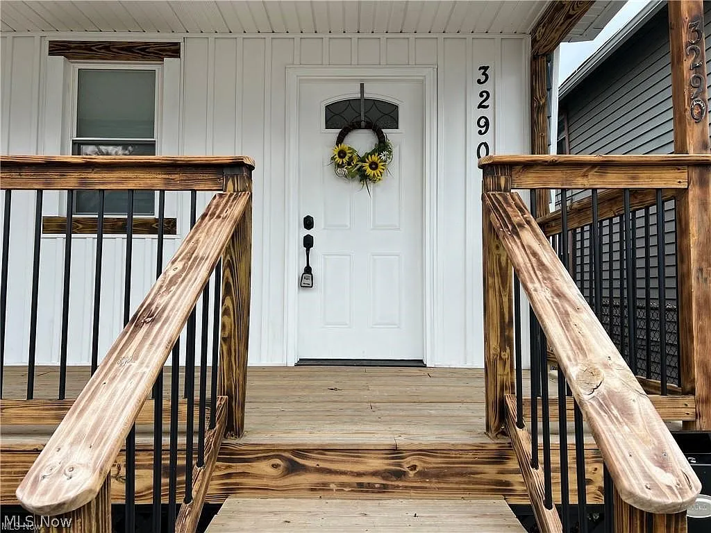 3 bed, 2.5 bath, $2,250 — Photo 2