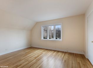 1058 Wilmette Ave, Wilmette, IL