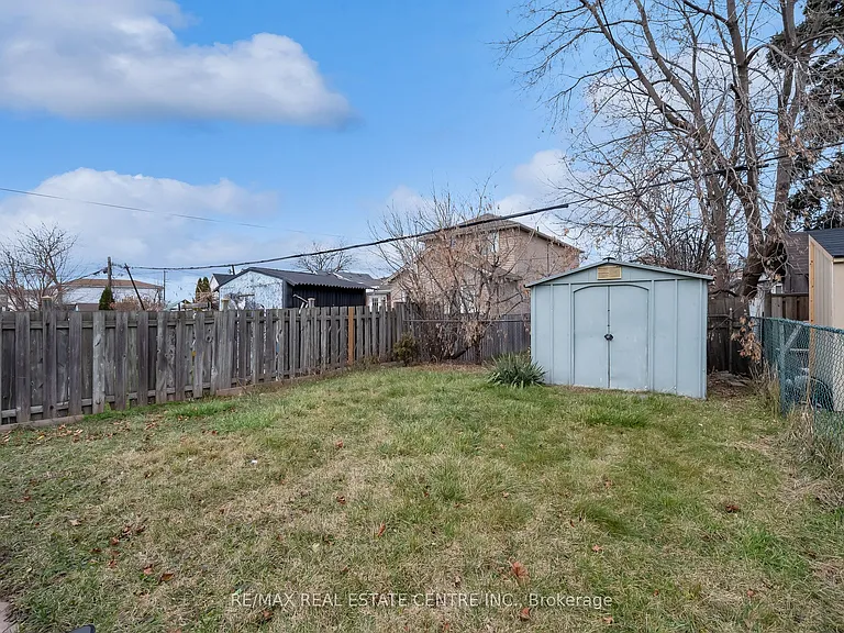 29 Harrison Ave — Photo 22