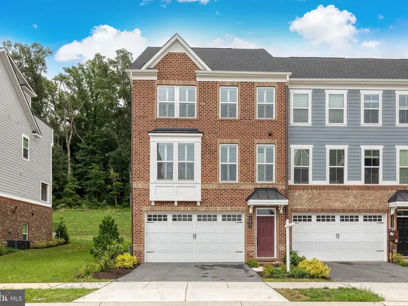 10842 Beckenham St, Middle River, MD 21220
