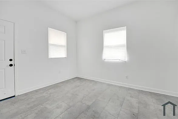 4 bed, 1000 sqft, $1,550 — Photo 4