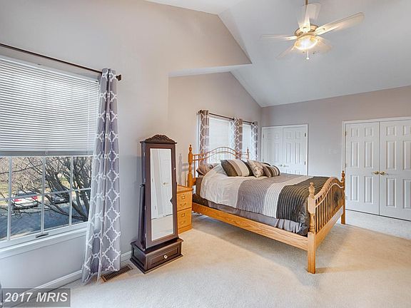 4th image of 1212 Athens Ct