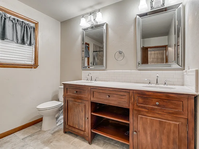 4701 N Peniel Ave — Photo 21