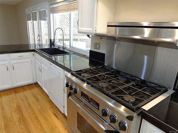 5th image of 2973 S Macon St