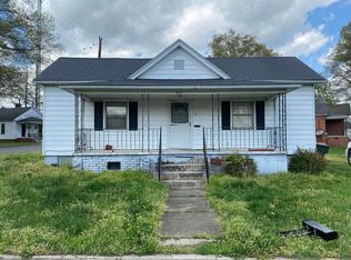 617 Morehead St, Eden, NC 27288
