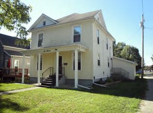 615 E Chestnut St, Hoopeston, IL 60942