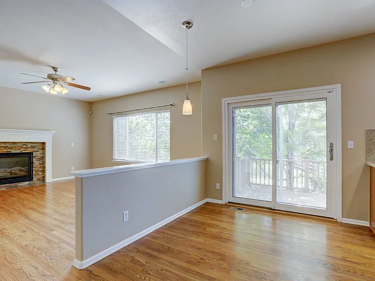 11862 Horseshoe Ln — Photo 12
