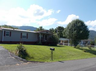 487 Cross Creek Rd, Dryden, VA 24243