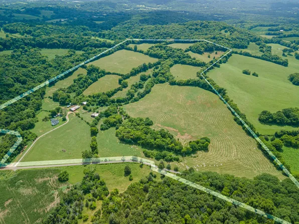 1669 Ewing Ln, Lewisburg, TN 37091