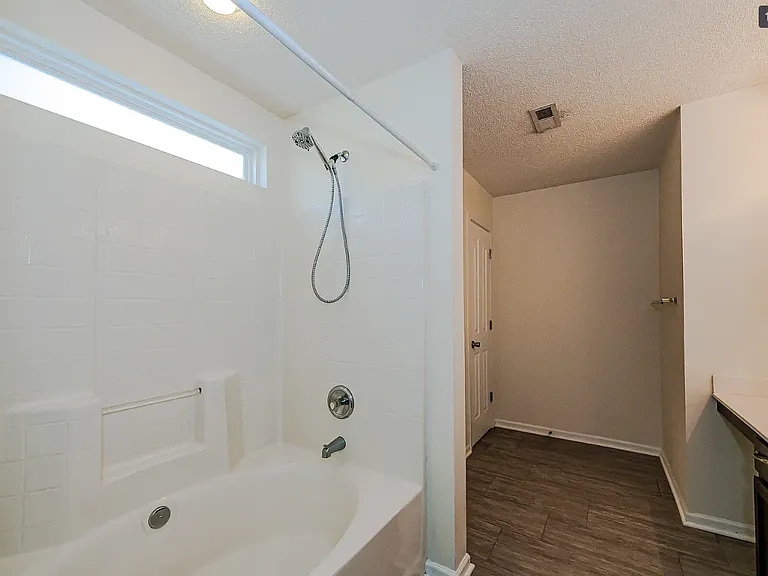 12819 Slade Castle Ct — Photo 11