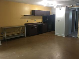 1050 N Adams Rd UNIT 101, Birmingham, MI 48009