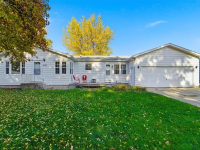 208 Union St, Pella, IA, 50219