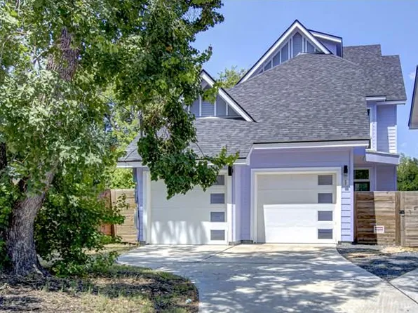 1110 3/4 Fiesta St #1, Austin, TX 78702