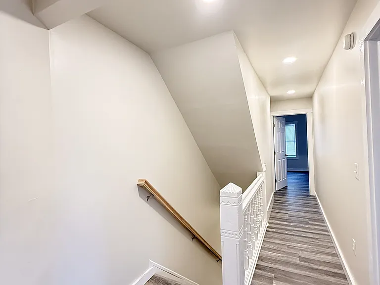 629 Main St #1 — Photo 9