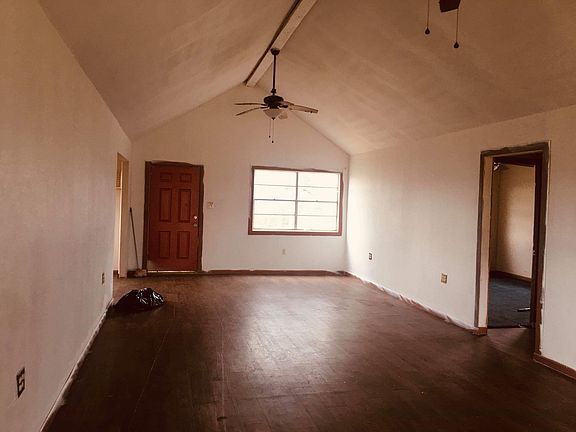 5th image of 638 Joyce Marlene