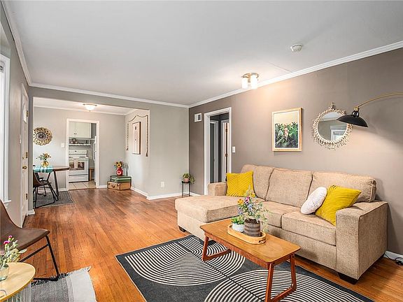 4th image of 5206 W 50th Ter